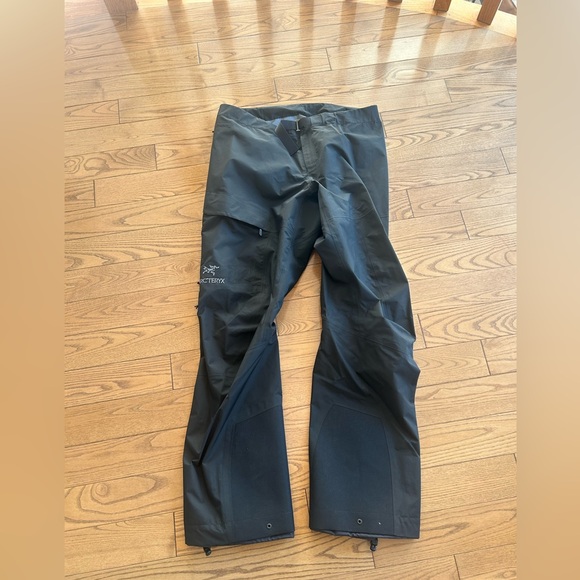 Arcteryx Goretex Beta Pants - Picture 1 of 4